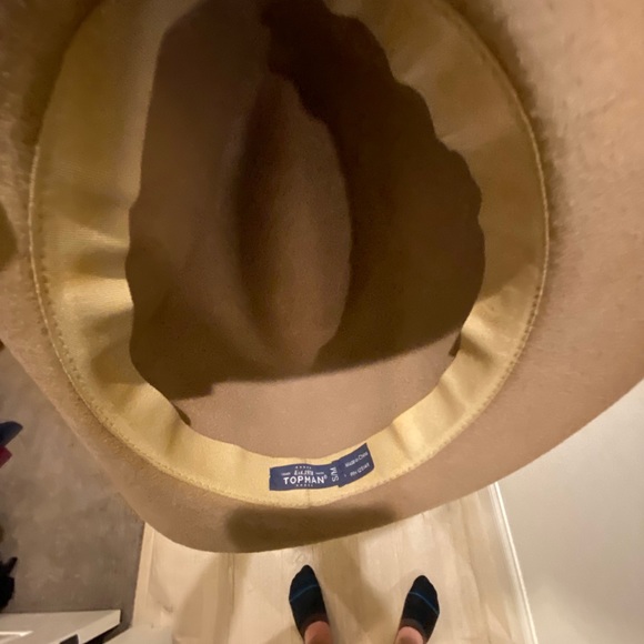 TOPMAN CAMEL HAT - Picture 4 of 6